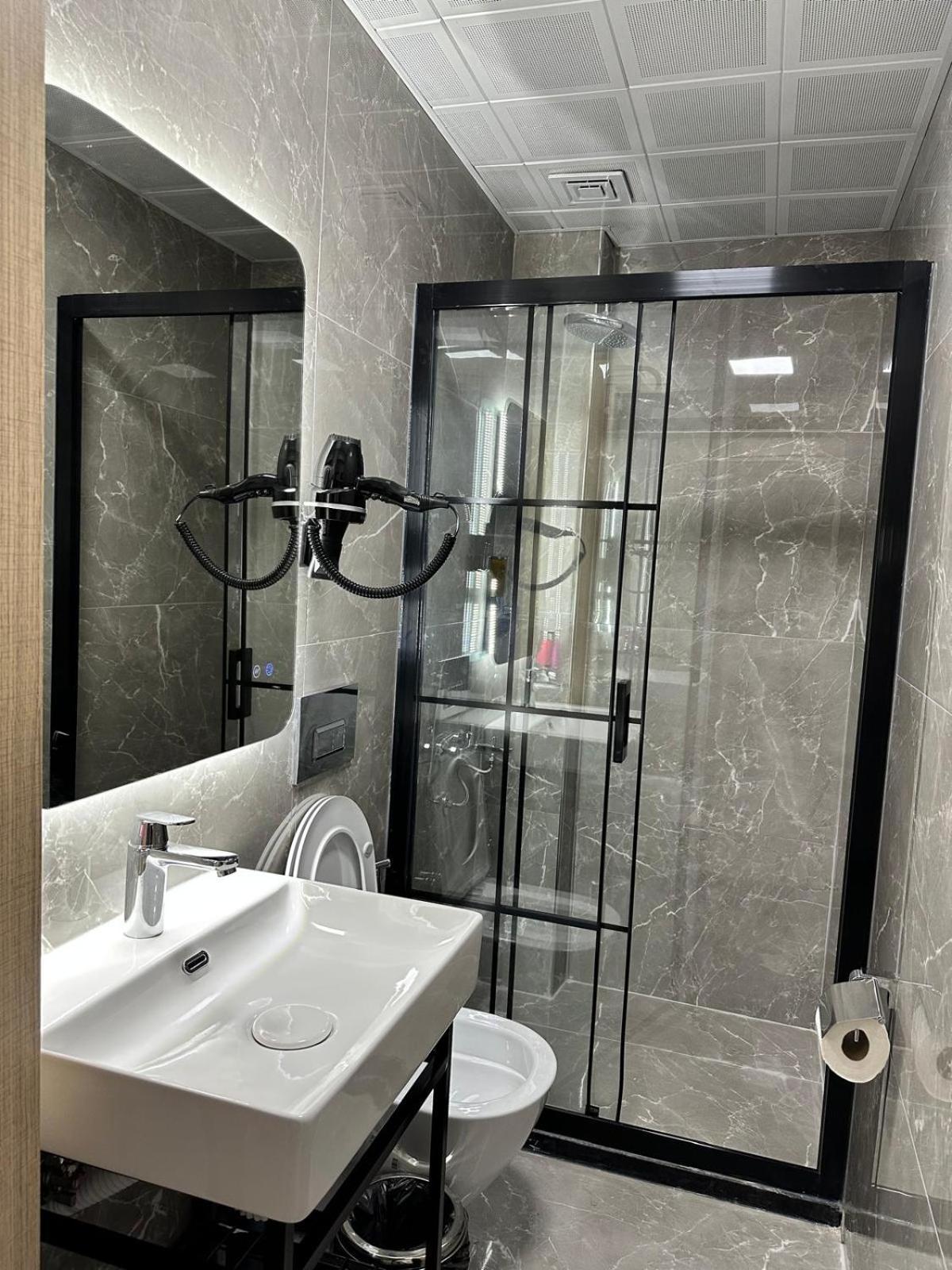 Grand Fm Hotel Istambul Extérieur photo